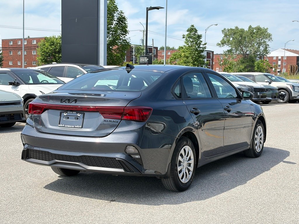 2023 Kia Forte Grey Gatineau - photo #5