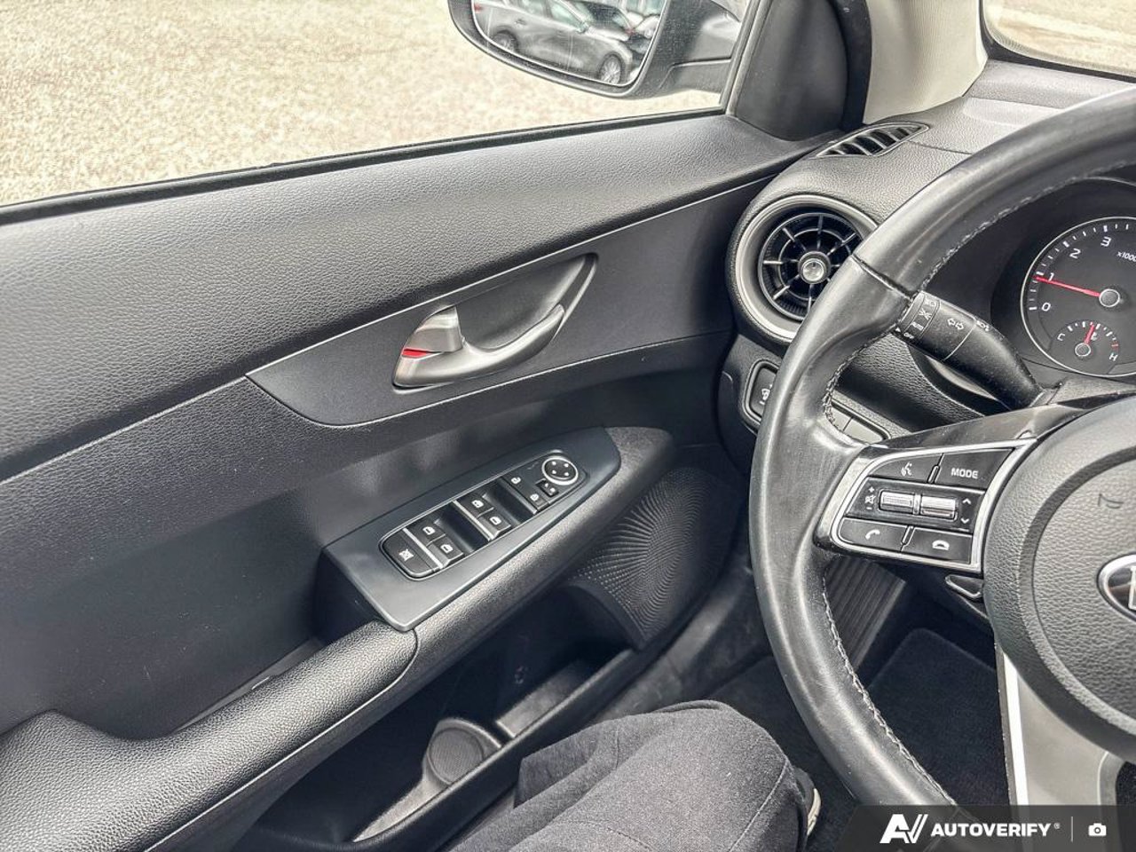 Kia Forte 3KPF24AD8ME321696 2021 Gris Mirabel - photo #19