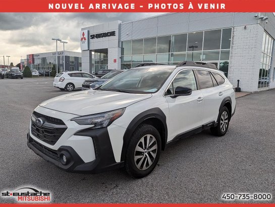 Subaru Outback Tourisme awd-toit ouvrant-sieges chauffant-systeme eyesight-carplay/android auto 2023 Blanc
