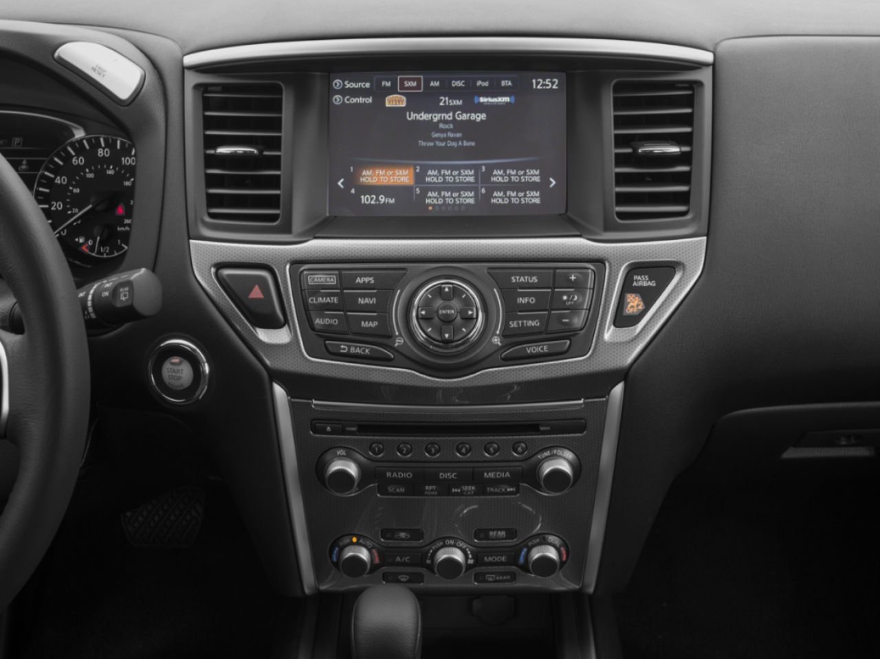 2019 Nissan Pathfinder SL Rock Creek Grey Saint-Georges - photo #12