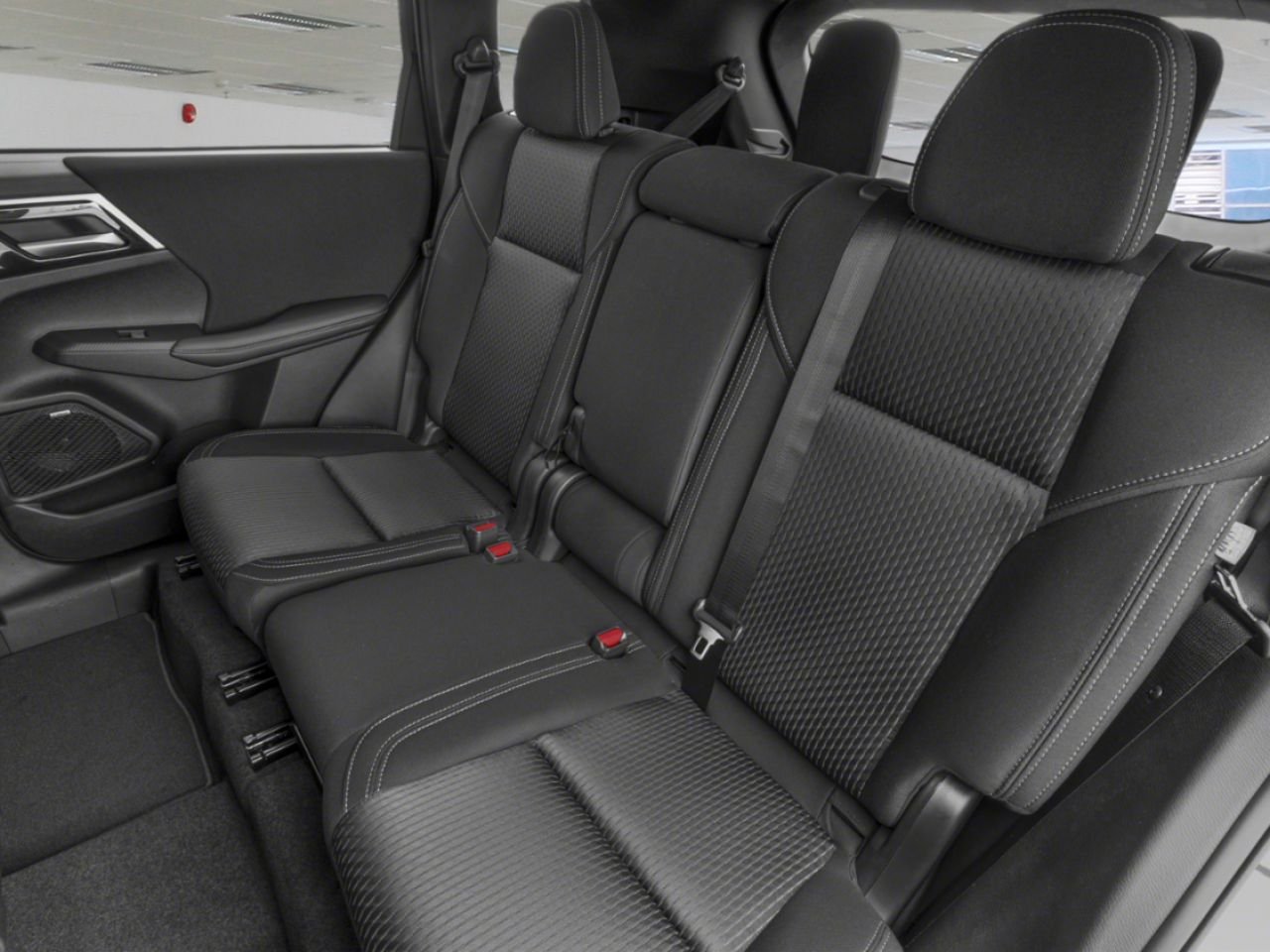 2026 MITSUBISHI Outlander Red Diamond Amos - photo #5