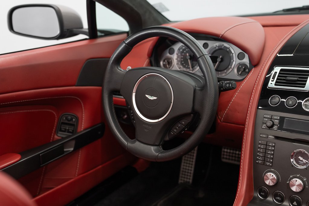 2008 Aston Martin Vantage Silver Montreal - photo #21
