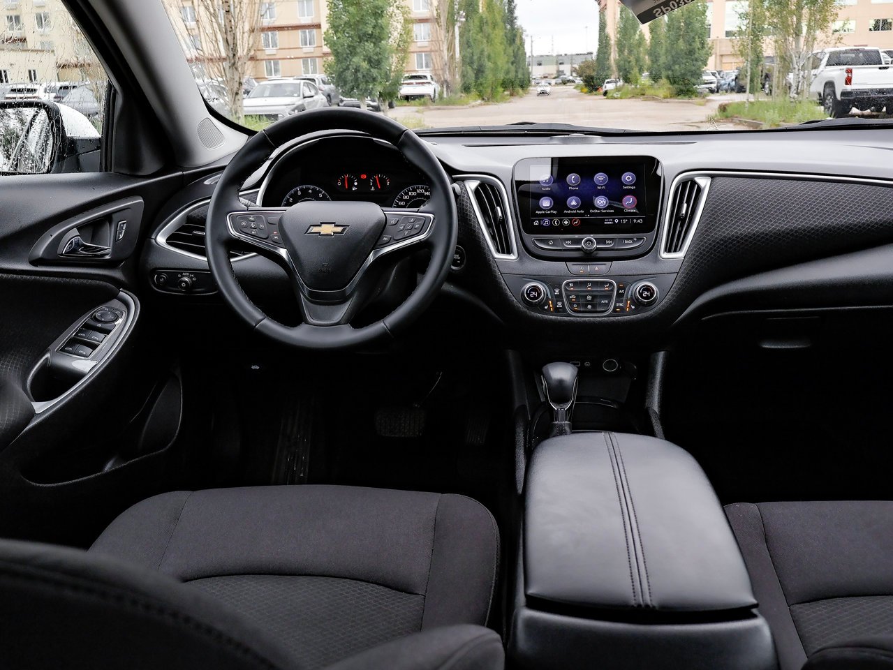 2024 Chevrolet Malibu 4dr Sdn 1LT White Sherwood Park - photo #26
