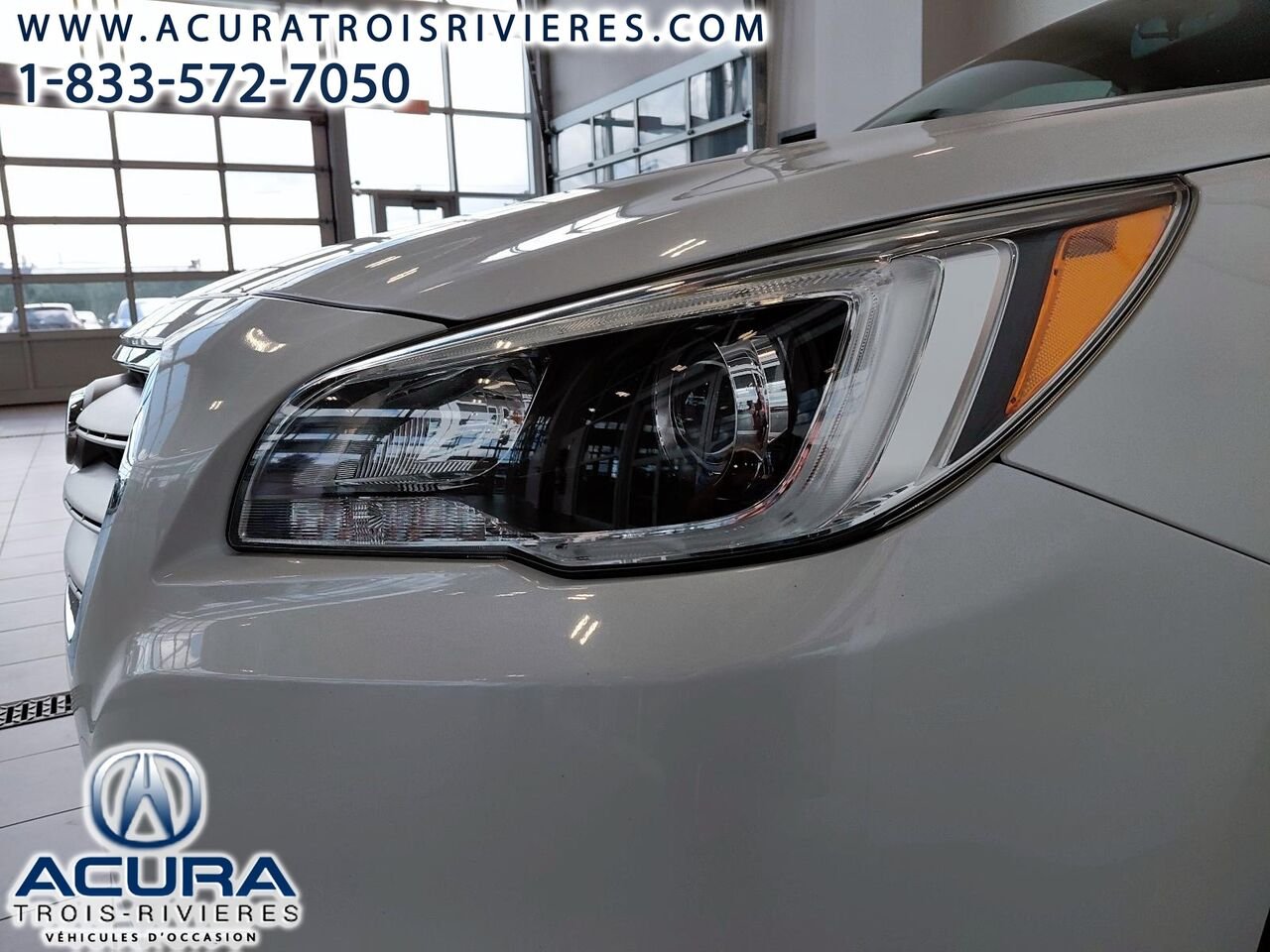 2017 Subaru LEGACY SYMMETRICAL AWD White Trois-Rivières - photo #6