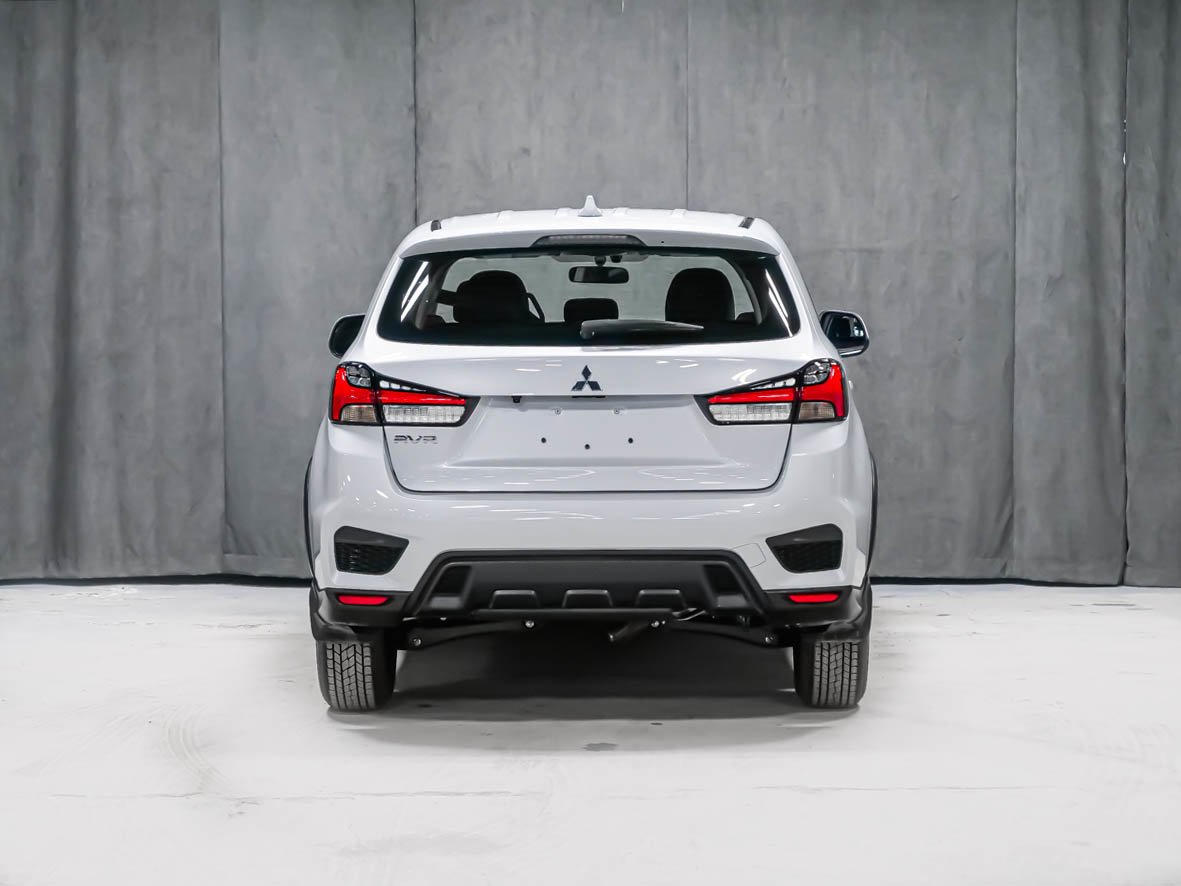 Mitsubishi RVR ES 2026 Blanc diamant Montréal - photo #2