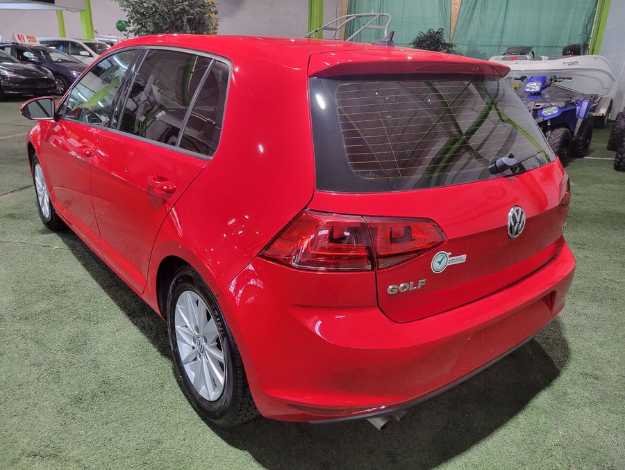 Volkswagen Golf 2016 2016 Rouge