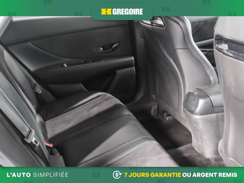 2022 Hyundai Elantra Grey Blainville - photo #28