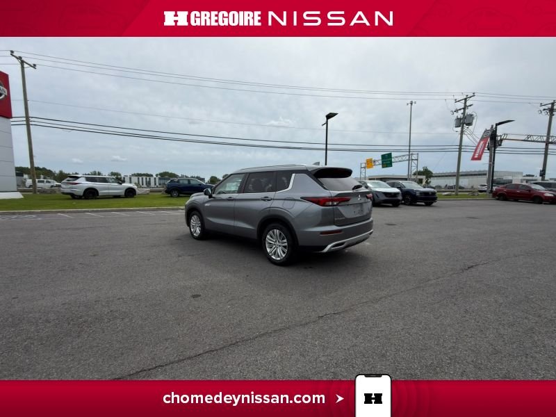 Mitsubishi Outlander CL7236 | LE * PHEV * AWD * Toit * Semi Cuir * Caméra * 2024 Gris Laval - photo #7