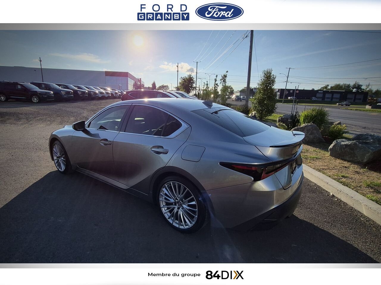 2023 Lexus IS Silver Granby - photo #5