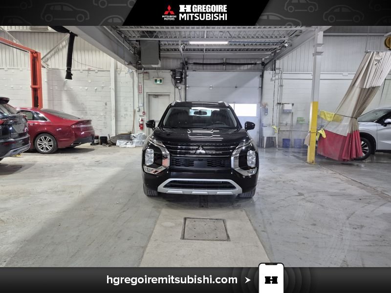 Mitsubishi Outlander PHEV 2023 Noir Saint-Eustache - photo #1