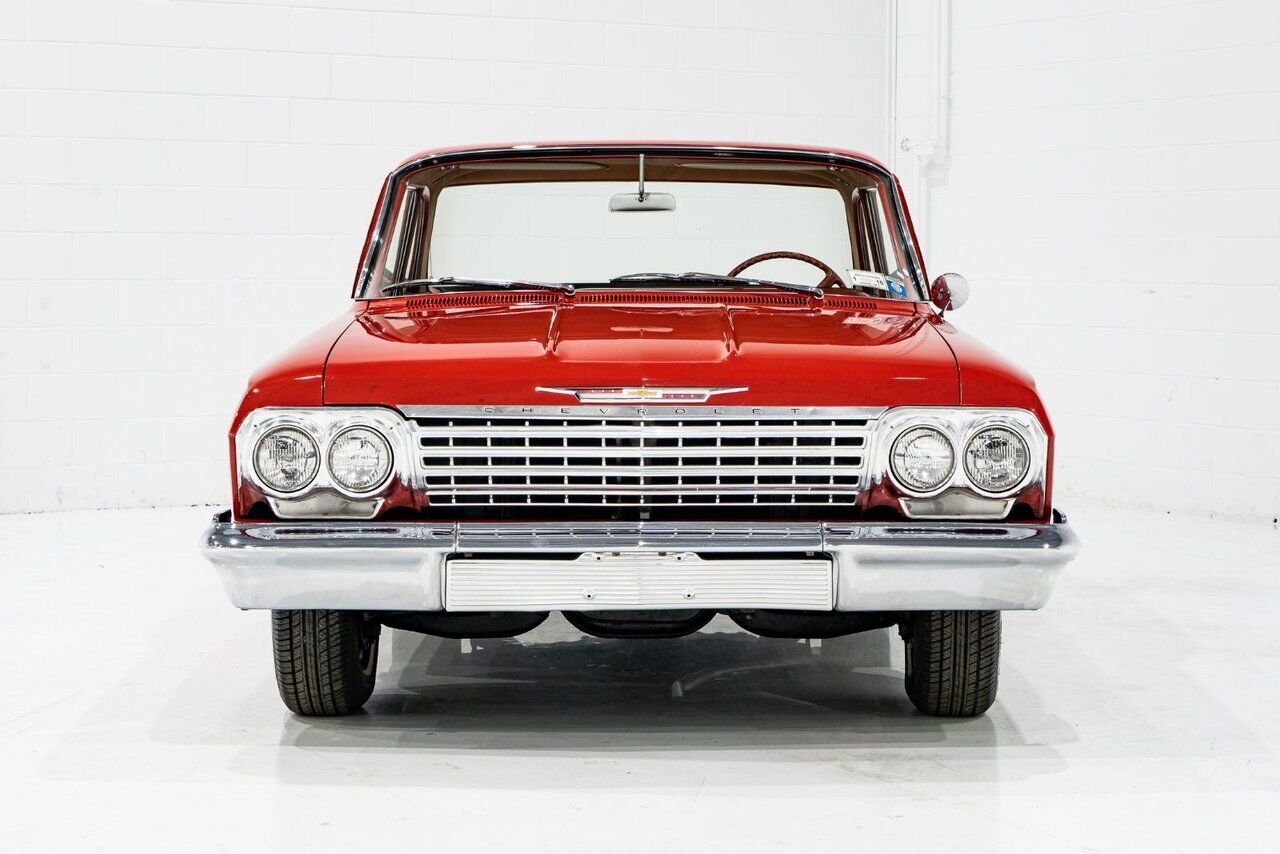 Chevrolet Biscayne Unrestored nearly all original parts 1962 Rouge Montréal - photo #1