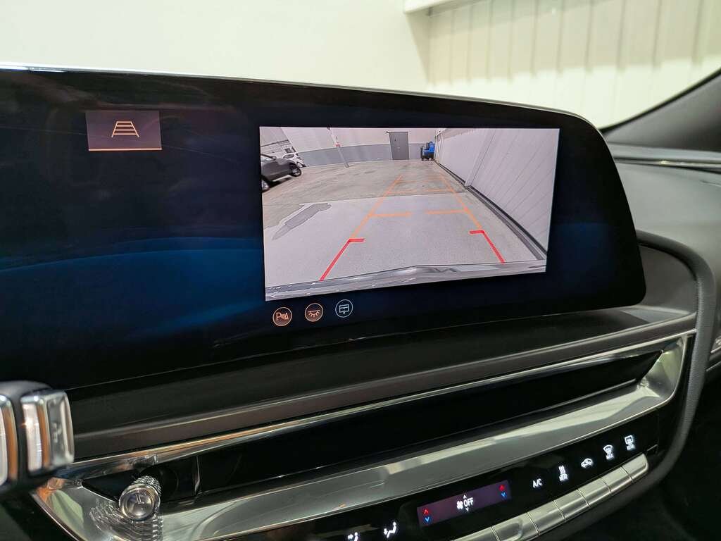 2024 Cadillac LYRIQ 4dr Tech w/1SA Grey Val-David - photo #24