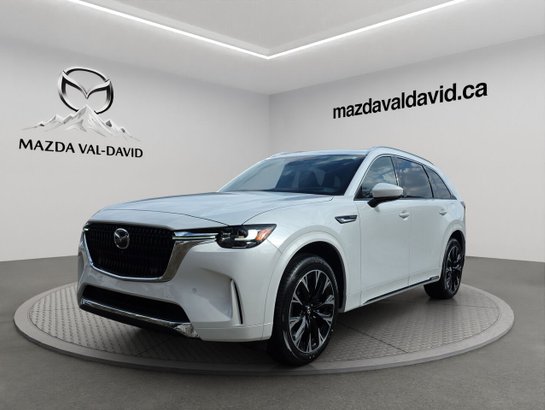 Mazda CX-90 hybride rechargeable Signature PHEV, 7 passagers, toit pano, cuir, sièges ventilés 2026 Quartz platine métallisé