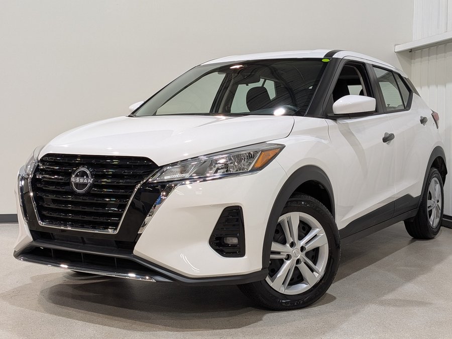 2024 Nissan Kicks White