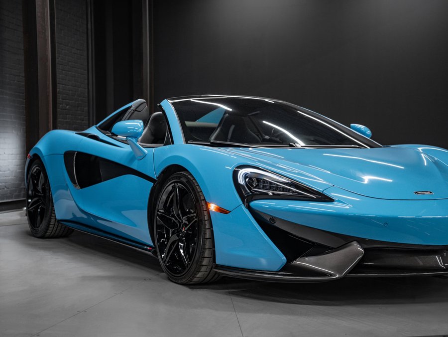 2018 McLaren 570S 2018 Blue