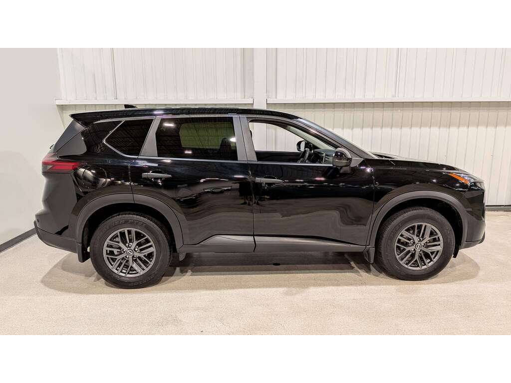 Nissan Rogue AWD S 2024 Noir Val-David - photo #7