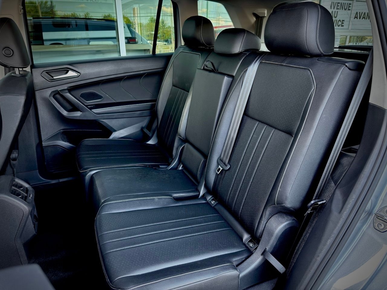 2023 Volkswagen Tiguan Notre-Dame-des-Prairies - photo #13