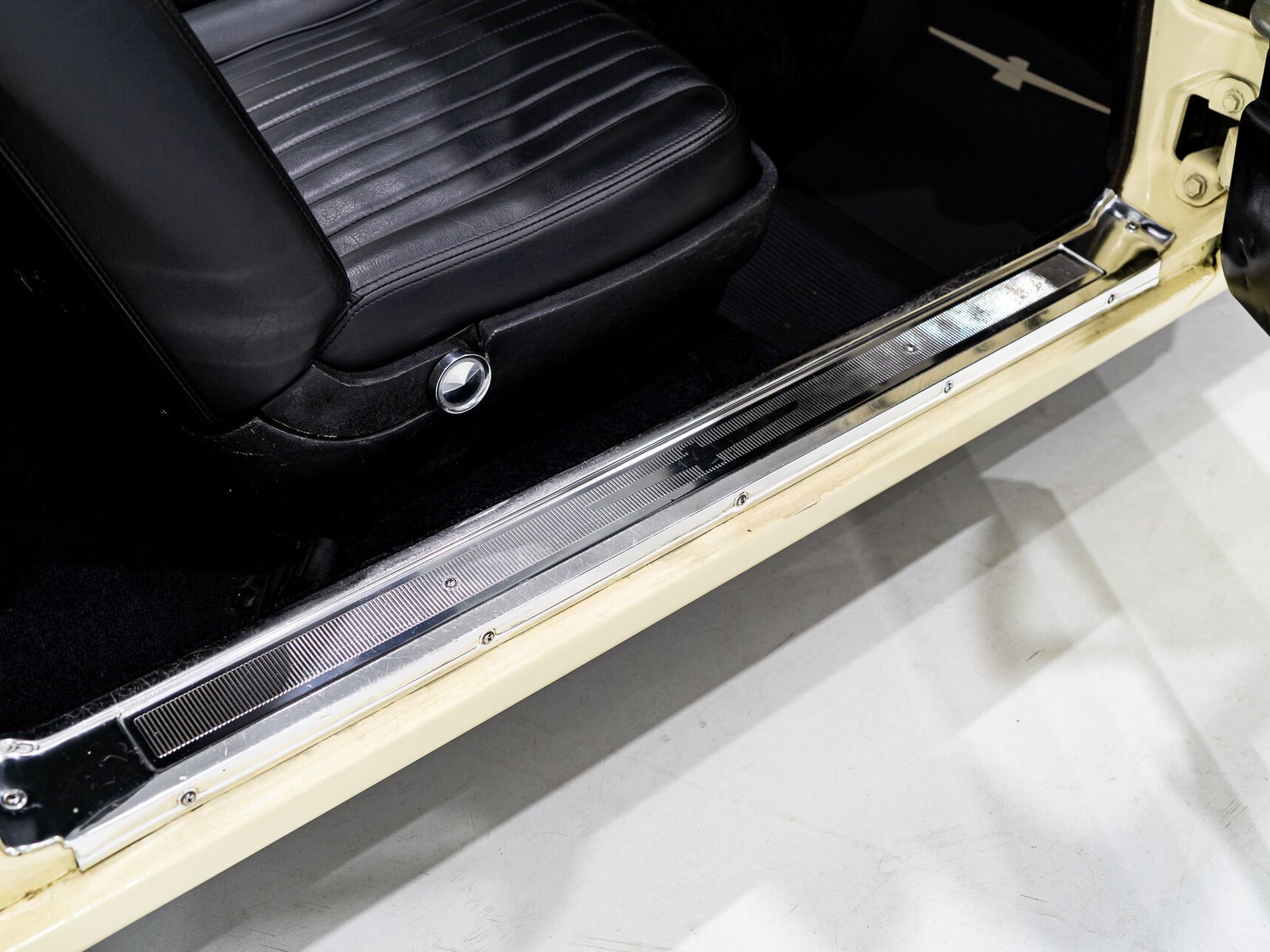 Ford Thunderbird Beautifully Presented From Older Restoration with original bill of sale 1962 Jaune Montréal - photo #77