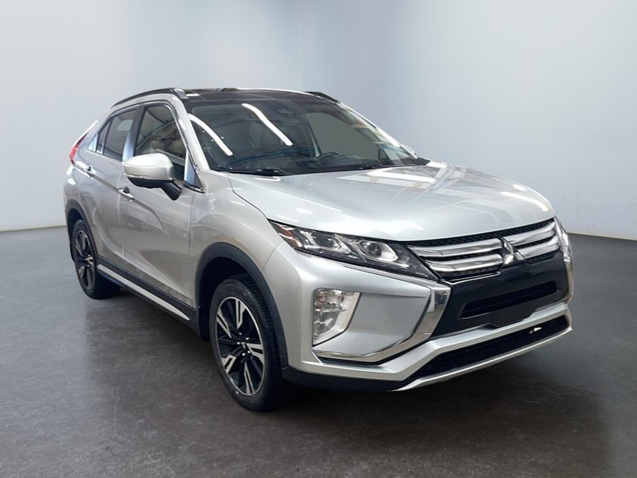 2018 Mitsubishi Eclipse Cross SE Silver