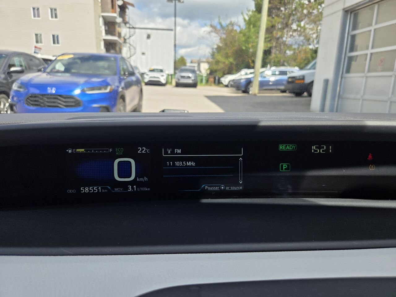 2020 Toyota PRIUS PRIME White Mont-Laurier - photo #19