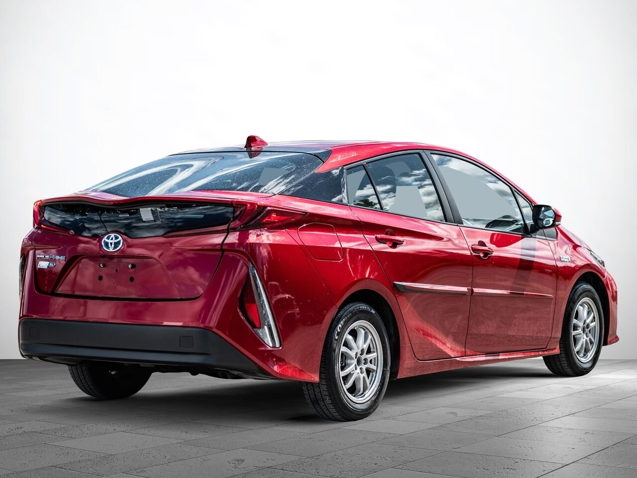 Toyota Prius Prime 2021 Rouge Sainte-Julienne - photo #3