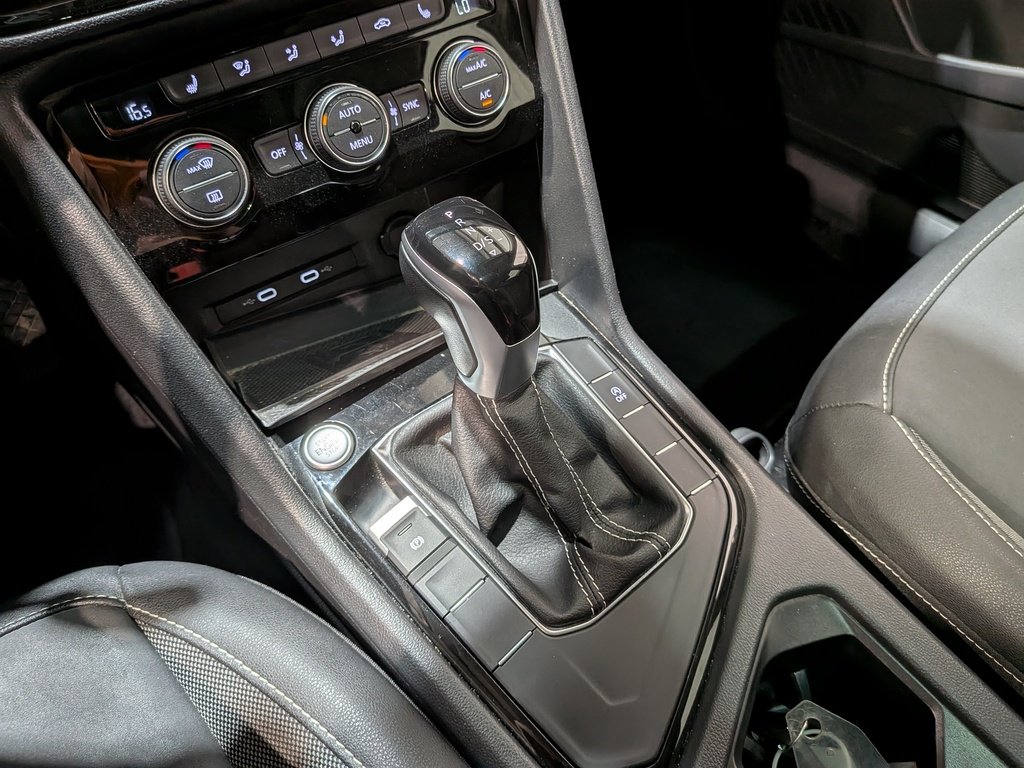Volkswagen Taos Comfortline FWD 2024 Gris Val-David - photo #16