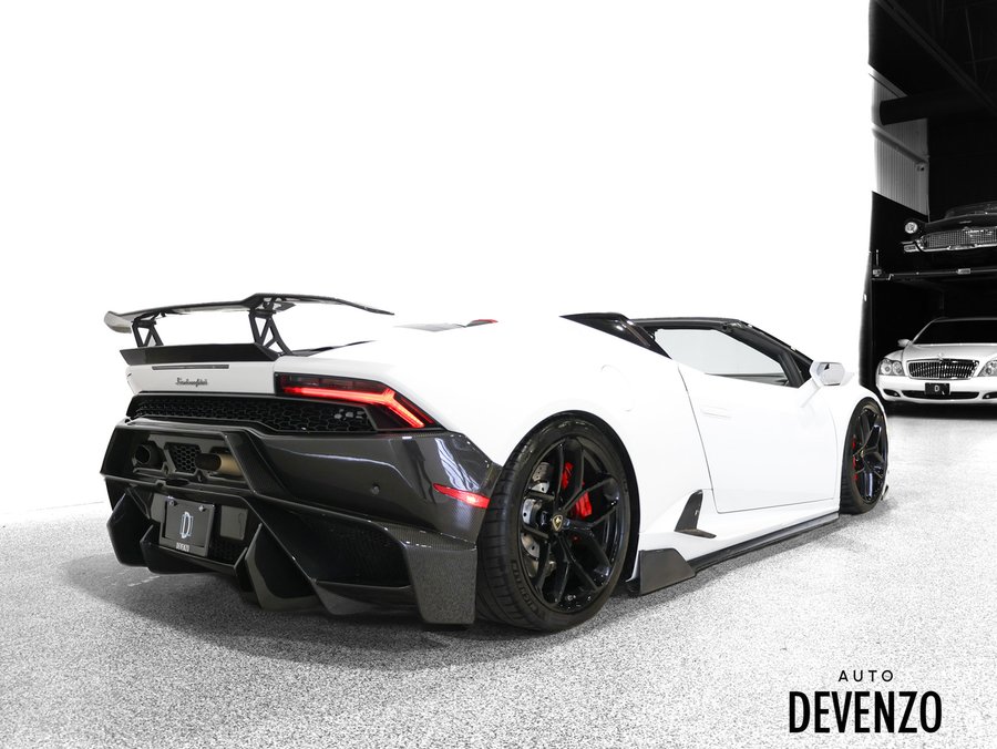 2017 Lamborghini Huracan 2017 White