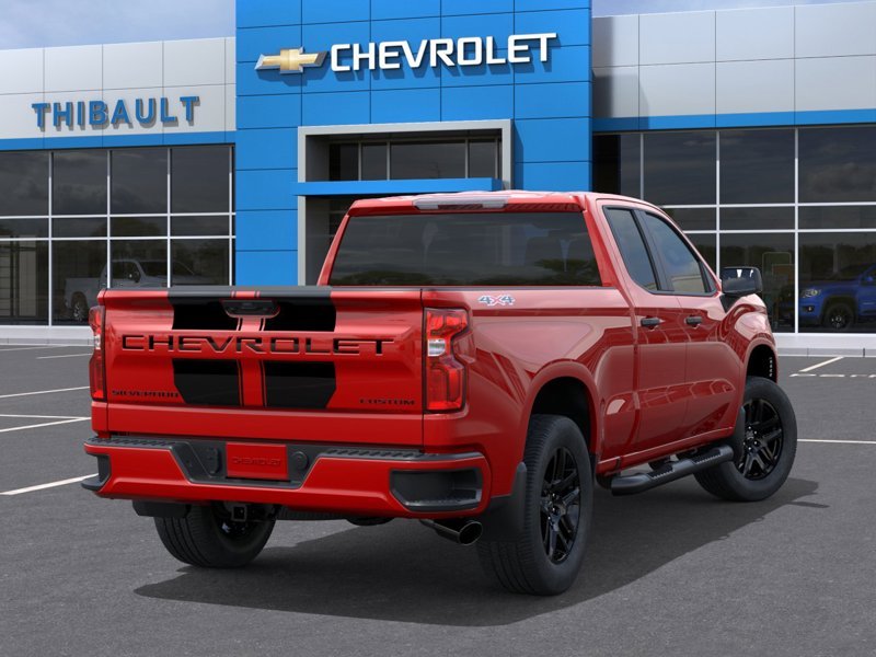 CHEVROLET SILVERADO 1500 Custom cabine double 4RM 147 po 2026 Rouge