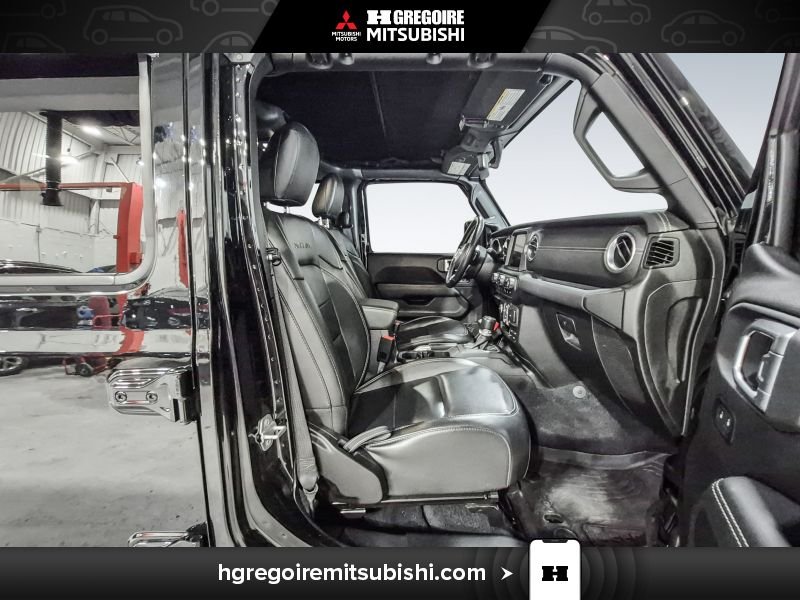 2020 Jeep Wrangler Unlimited Black Saint-Eustache - photo #24