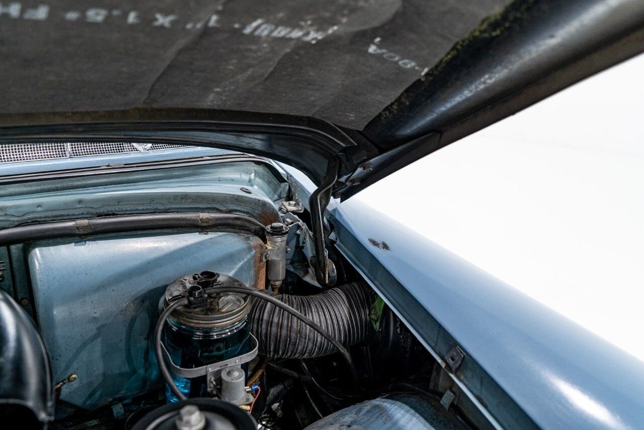 1954 Cadillac Fleetwood Unrestored fully original survivor **PRICE IN USD** Blue Montreal - photo #46