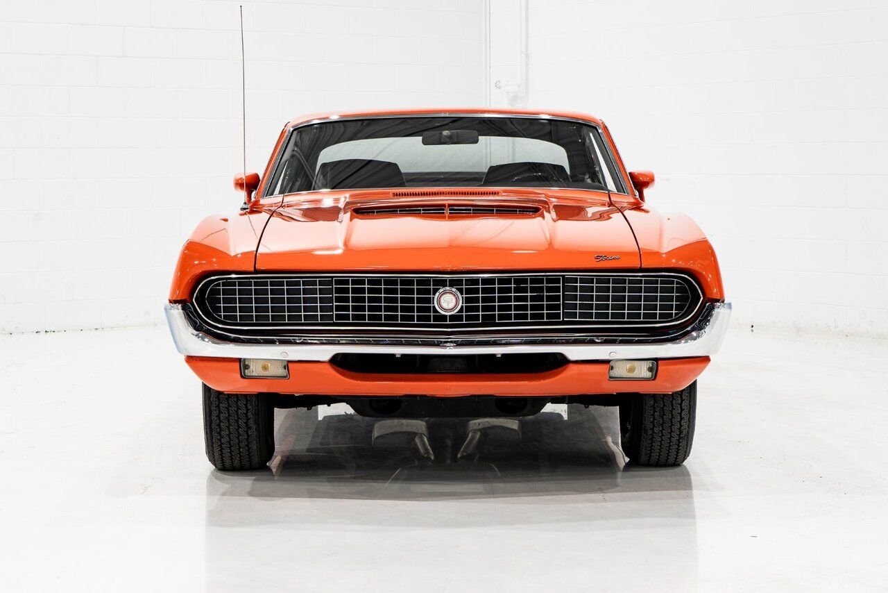 Ford Torino PRIX EN USD | GT Survivor. 33,462 original miles 429cu.in. 1970 Orange Montréal - photo #2
