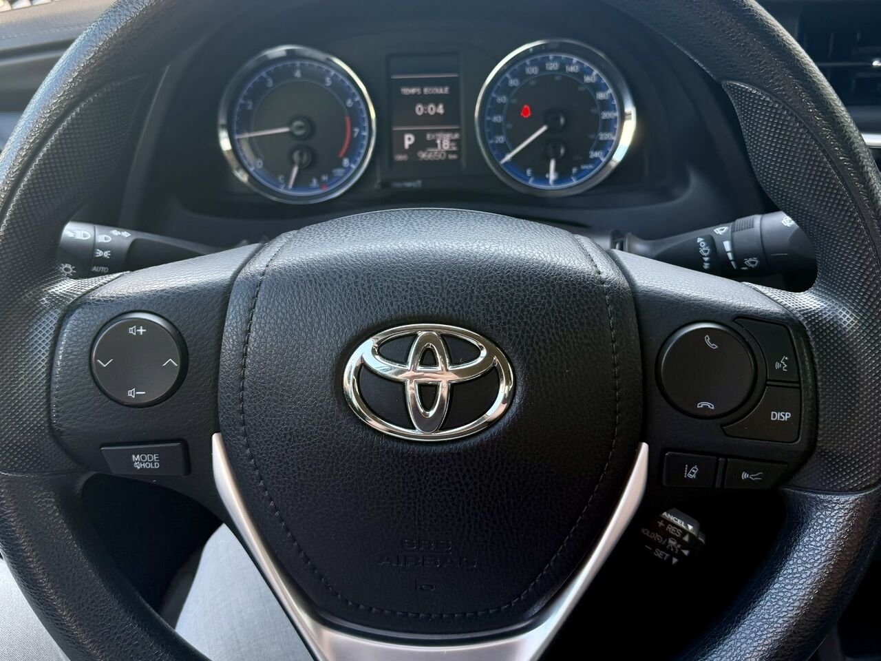 Toyota Corolla 2017 Gris Mont-Laurier - photo #22