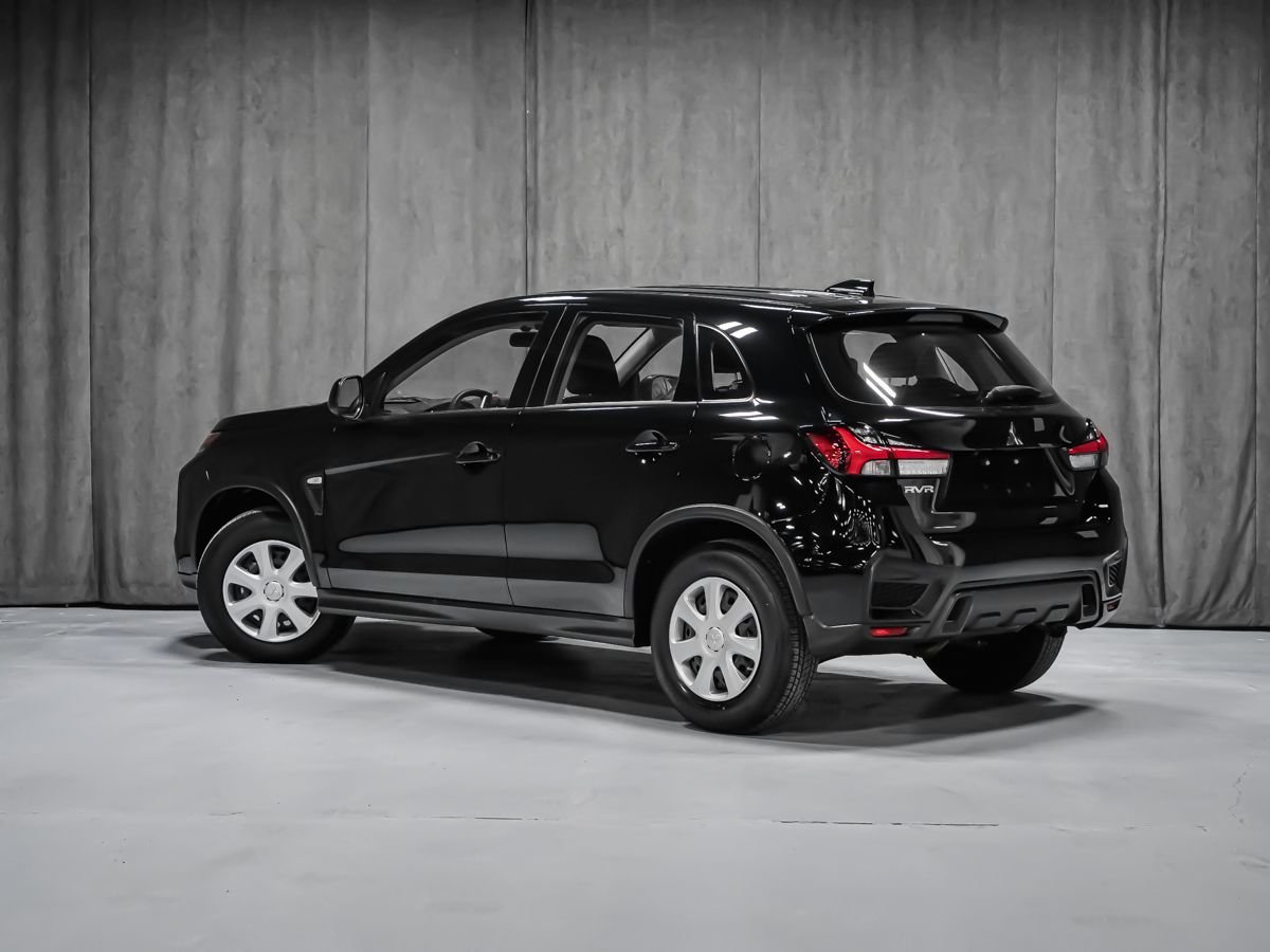 Mitsubishi RVR ES 2026 Noir Labrador Montréal - photo #4