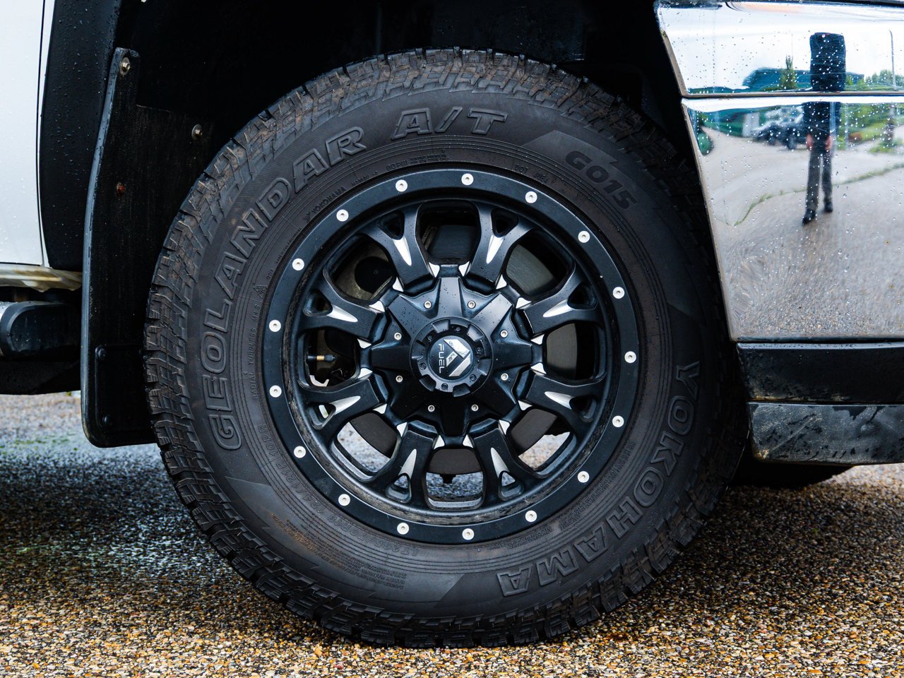 2011 Chevrolet Silverado 3500HD 4WD Crew Cab 167 LTZ White Sherwood Park - photo #4