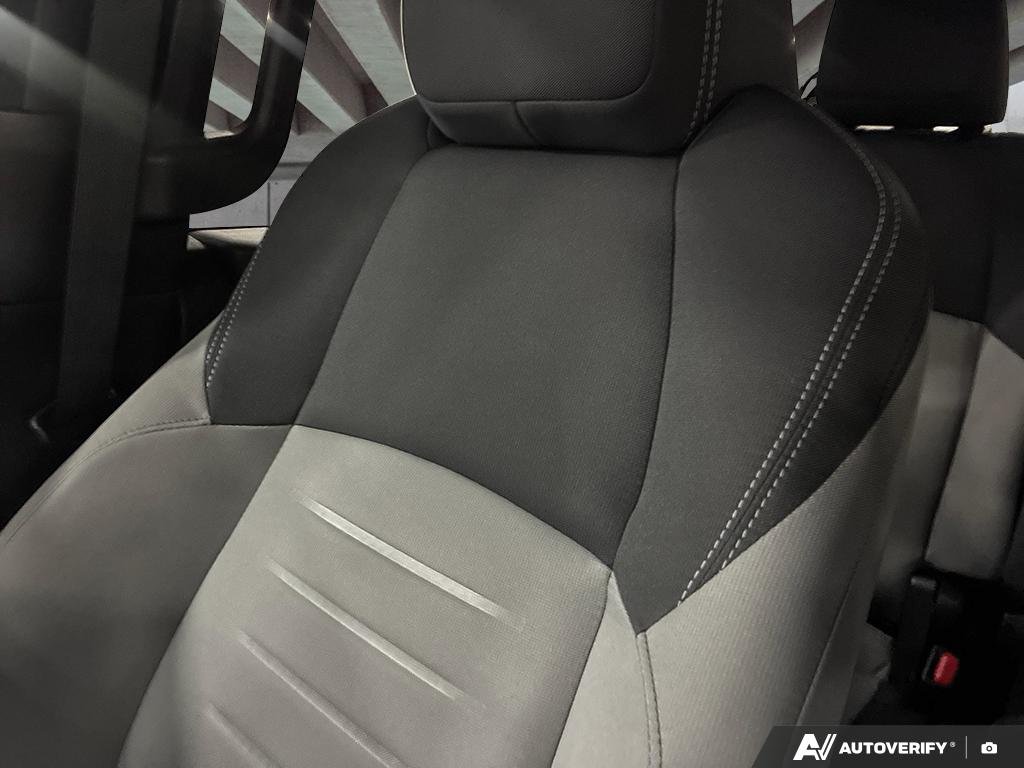 2025 Toyota Tacoma S2501714 | TRD SPORT White Edmonton - photo #19