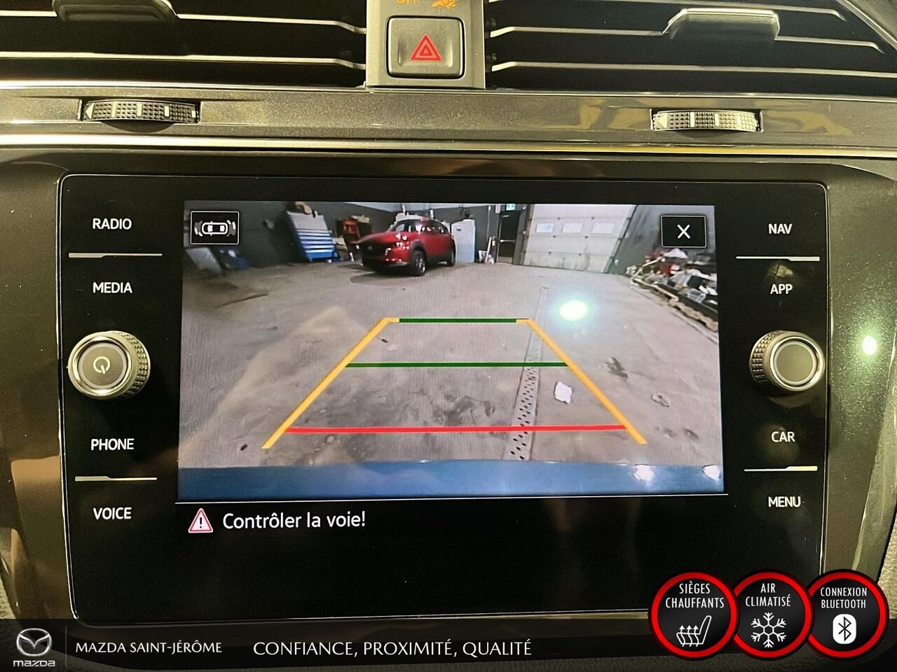 2021 Volkswagen Tiguan Comfortline | TOIT PANORAMIQUE | CUIR | 4MOTION | Grey Saint-Jérôme - photo #20