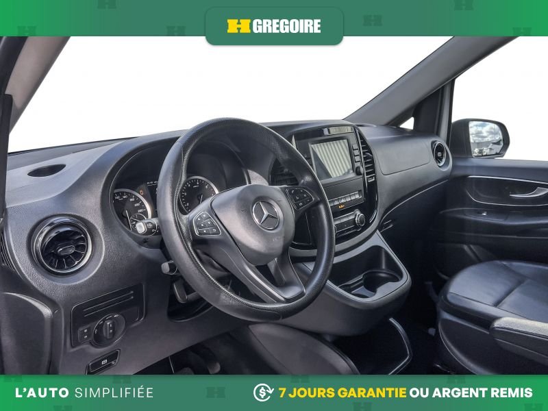 2022 Mercedes Benz Metris Blue Blainville - photo #15