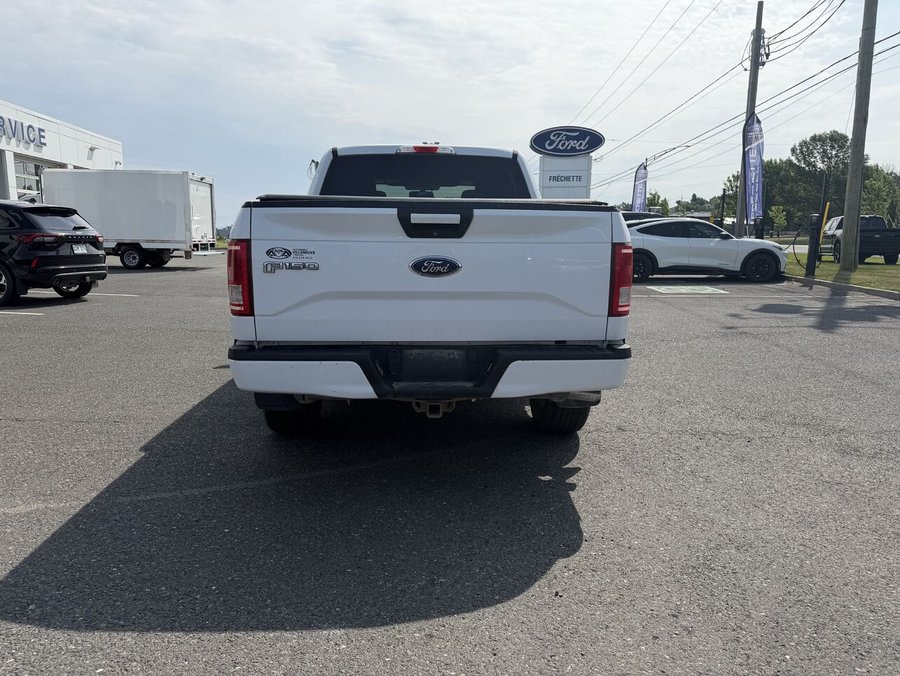2016 Ford 150 XLT 302 2016 White