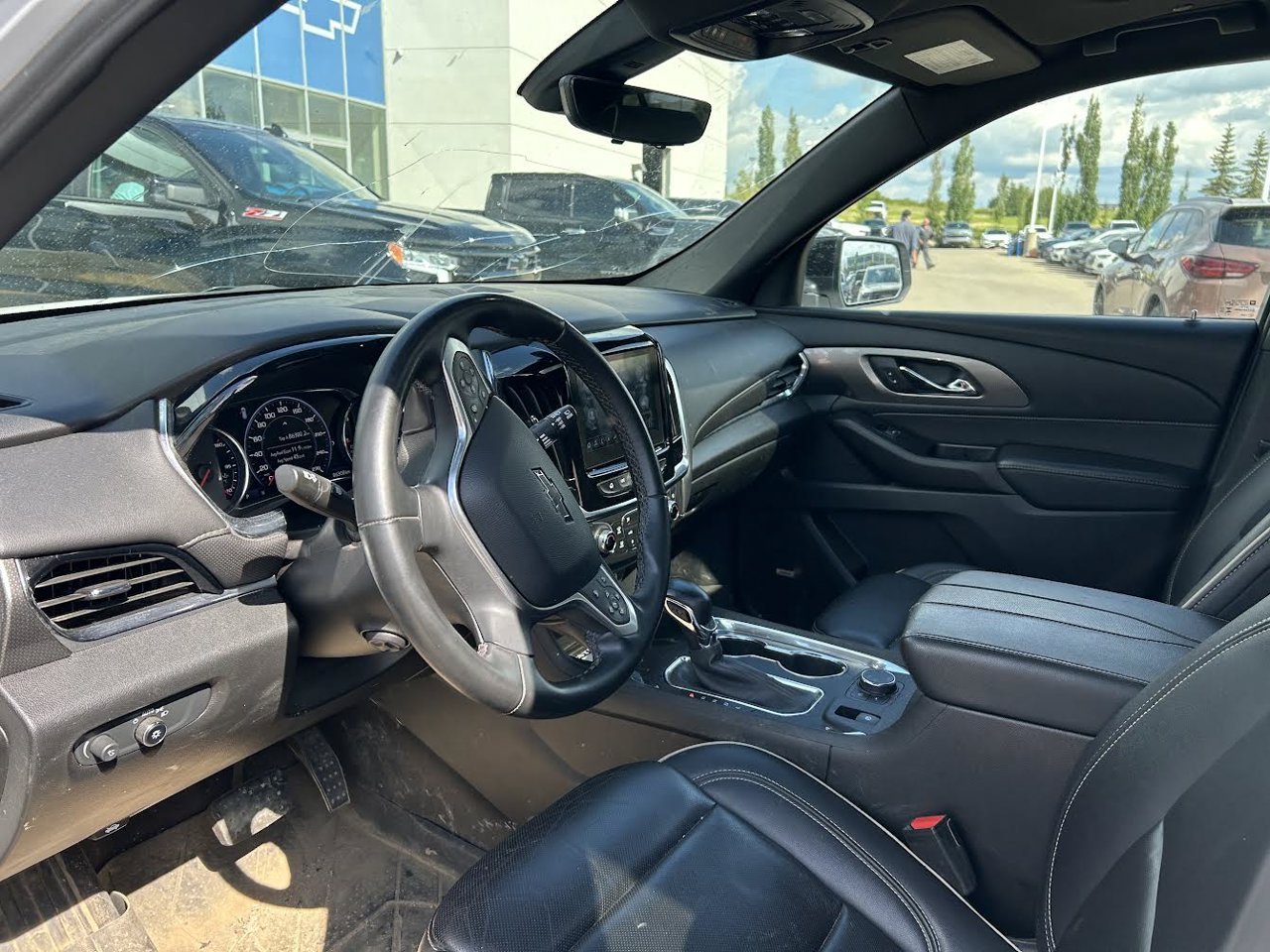 2023 Chevrolet Traverse AWD 4dr Premier White Sherwood Park - photo #6
