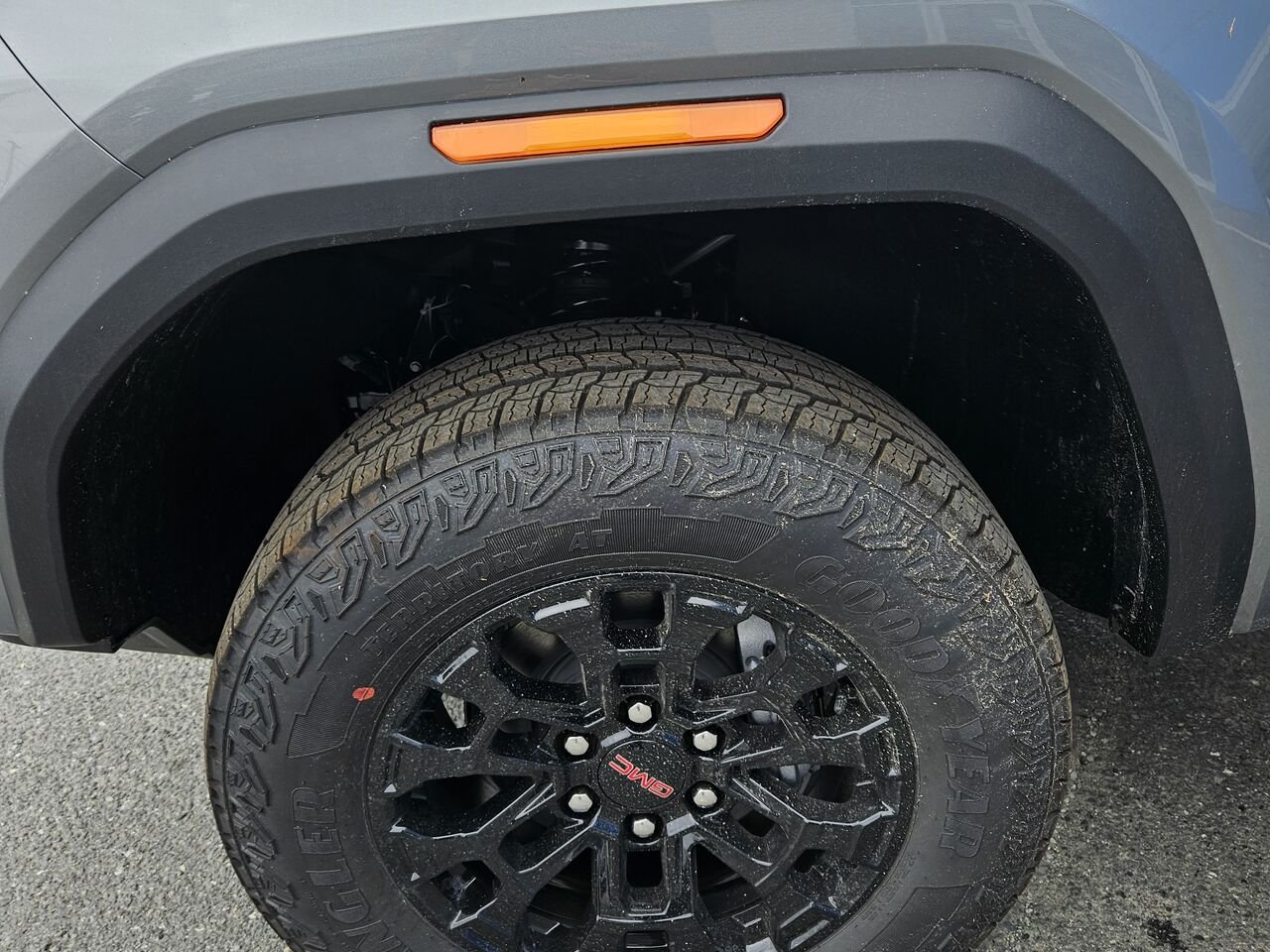 2026 GMC Canyon Elevation cabine multiplace 4RM Sterling Metallic Thetford Mines - photo #18
