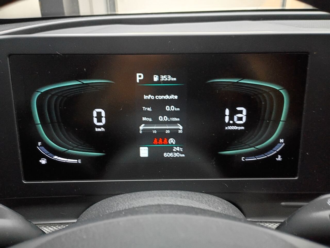 2023 Kia Sportage Blue Blainville - photo #23