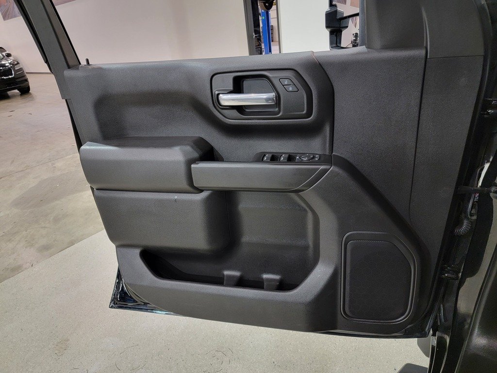 Chevrolet Silverado 1500 LTD 2022 Noir Val-David - photo #30