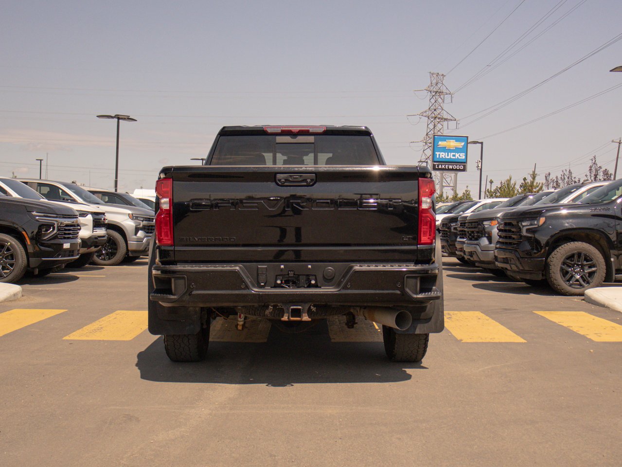 2024 Chevrolet Silverado 2500HD 4WD Crew Cab 159 LT Black Sherwood Park - photo #8