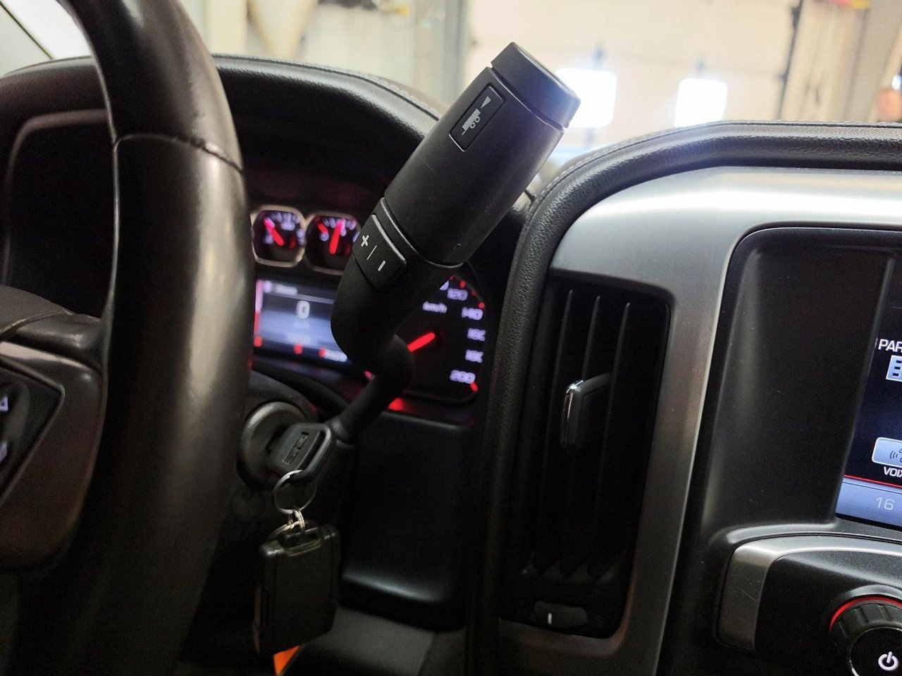 GMC SIERRA 1500 NIV 1GTV2UEC7FZ168510 2015 Chicoutimi - photo #14