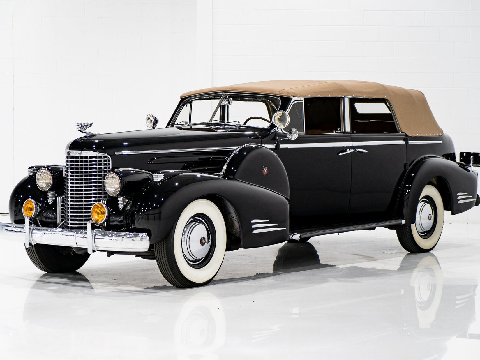 1938 Cadillac Series 90 **PRICE IN USD**1 of 13 V16 Black Montreal - photo #85