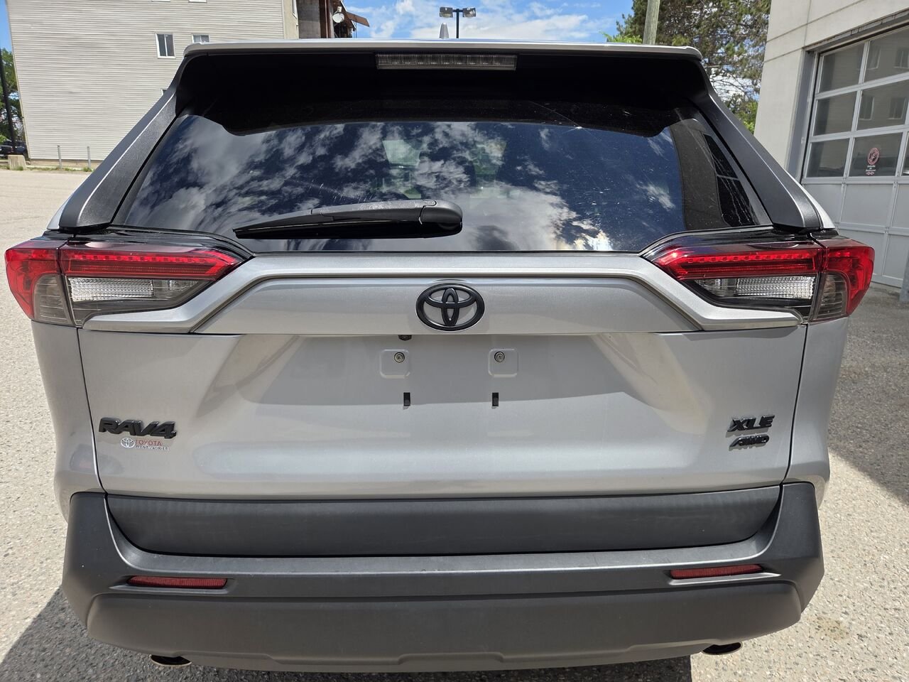 2021 Toyota RAV4 Grey Mont-Laurier - photo #5
