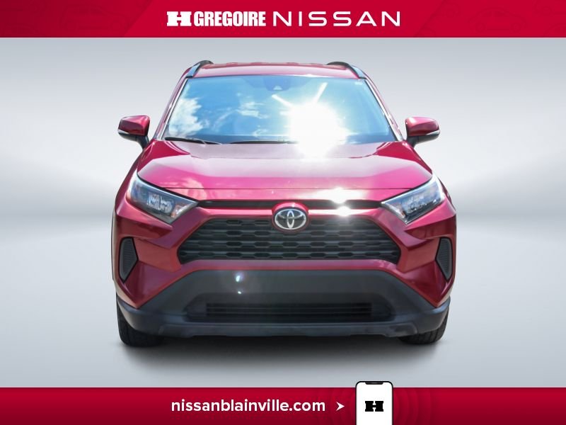 2020 Toyota Rav 4 Red Laval - photo #1