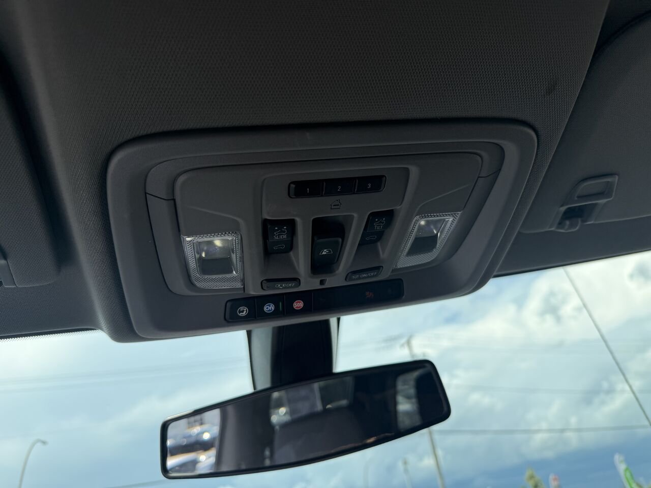 2021 CHEVROLET SILVERADO 1500 RST RST cabine multiplace 4RM 157 po Black Gatineau - photo #7