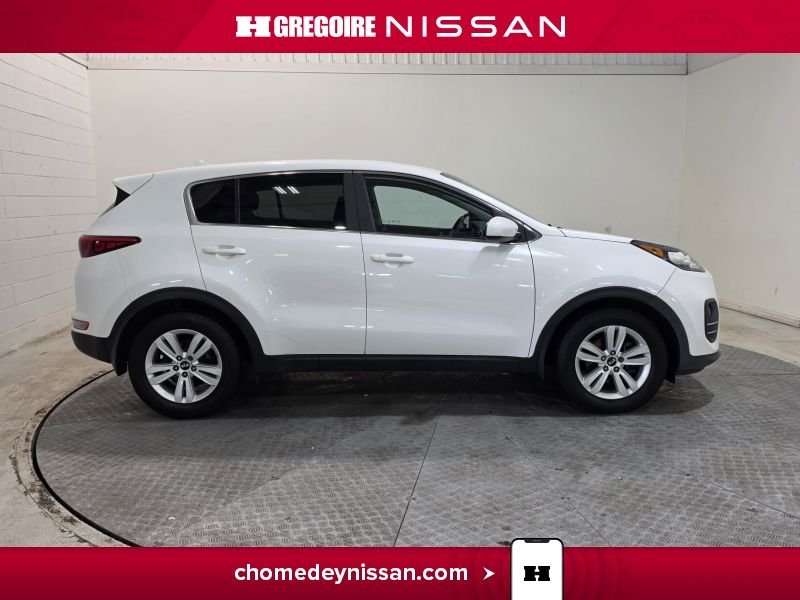 Kia Sportage CA7268 | LX * Mag * Bancs Chauffants * Bluetooth * 2018 Blanc Laval - photo #10