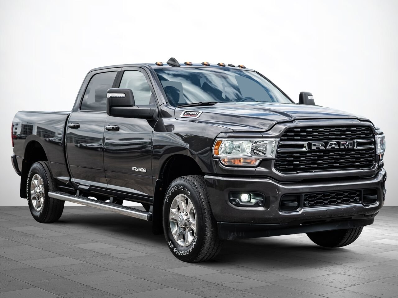 Ram 2500 2023 Gris Sainte-Julienne - photo #1